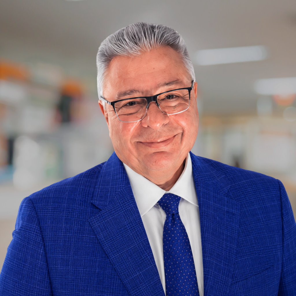Professional corporate business headshot of team expert Joe Robles.