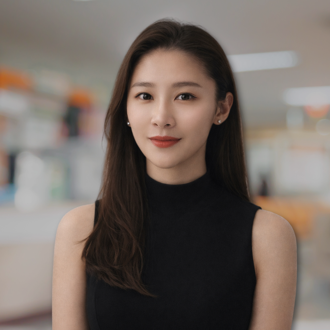 Claire Hening Zhang Headshot